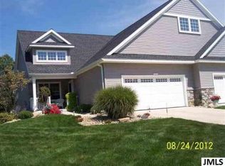 5004 Pinewood Ct, Jackson, MI 49203