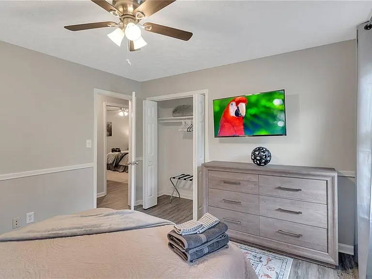 209 Caboose Ln — Photo 18