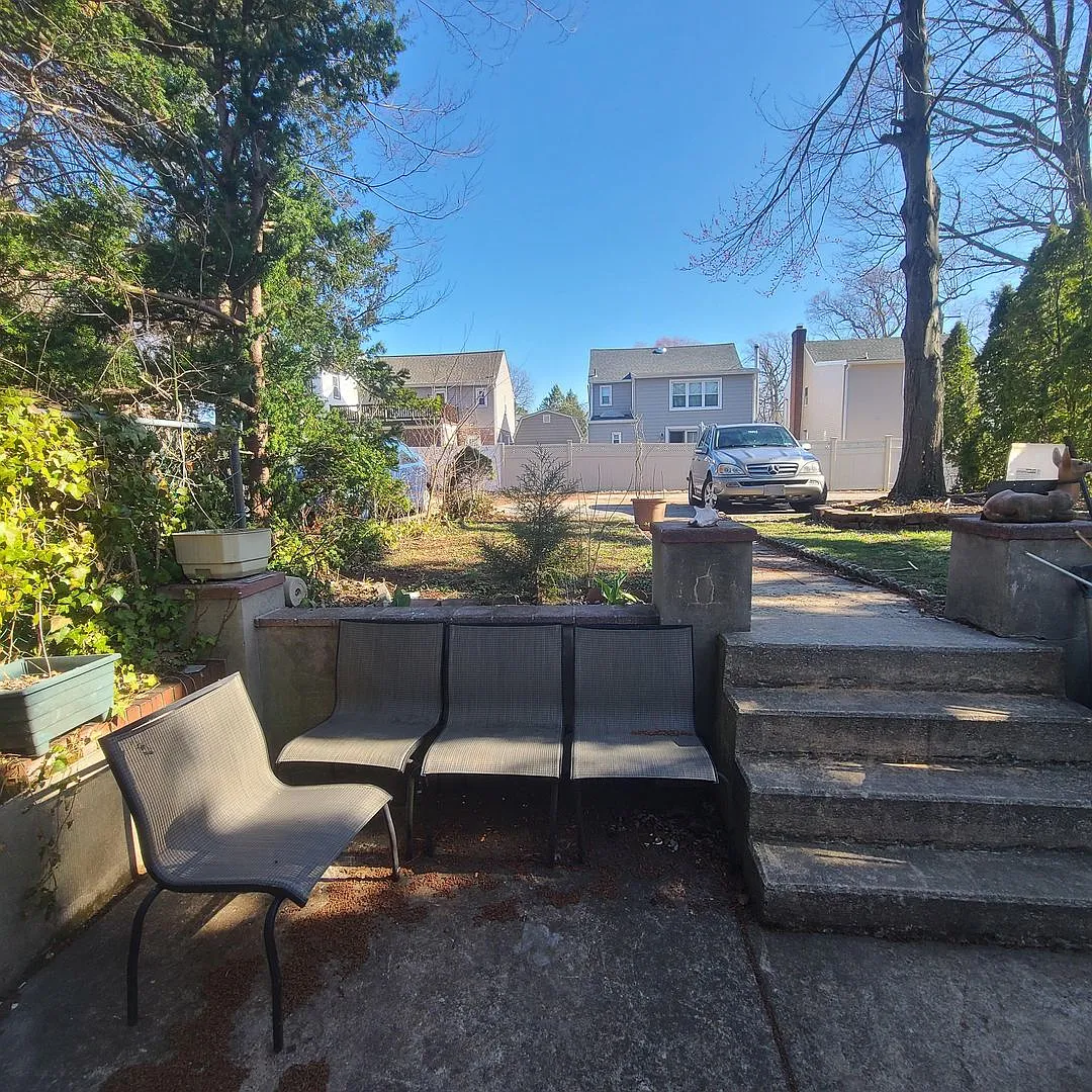5 Bed, 3 Bath home in Havertown — Photo 4