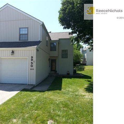 Front View of townhouse