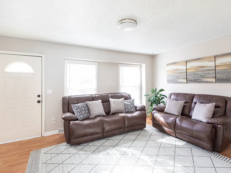 6012 Old Coach Rd — Photo 11