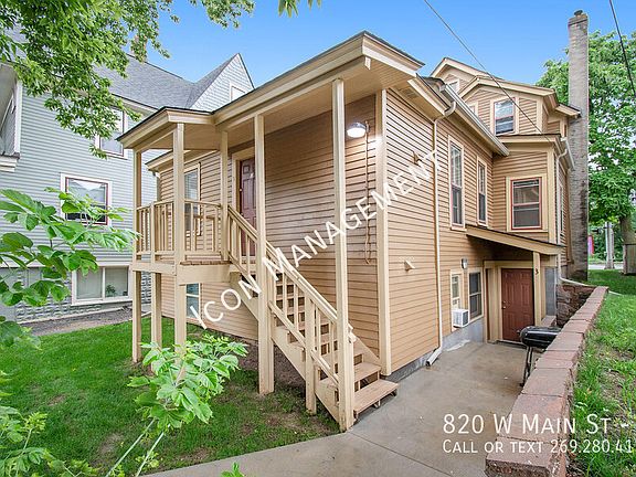 3rd image of 820 W Main St #3