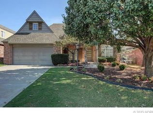 8247 S 70th Ave E, Tulsa, OK 74133