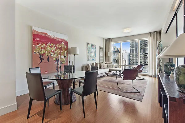 Sold by Compass | media 18