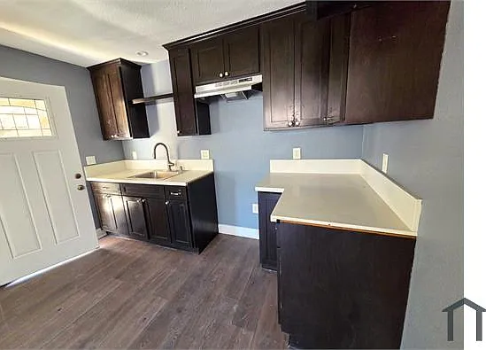 6010 Greenwood Ave #A — Photo 3