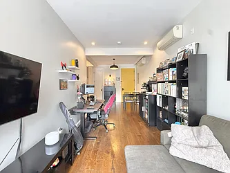 60-80 Myrtle Avenue, #2H