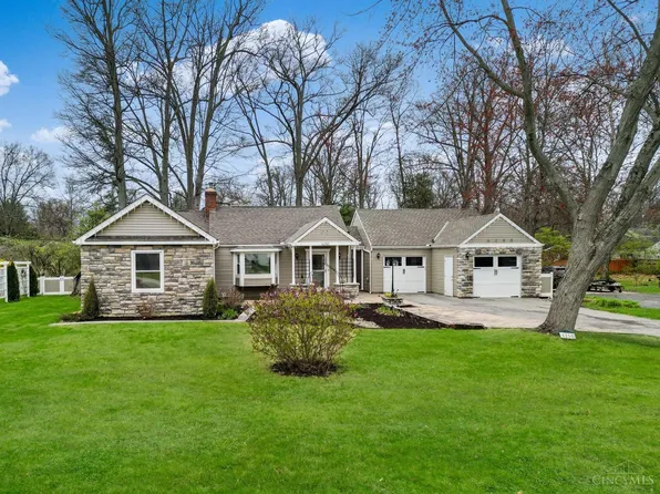 6250 Glade Ave, Cincinnati, OH 45230