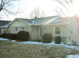 5010 Kratzville Rd, Evansville, IN 47710