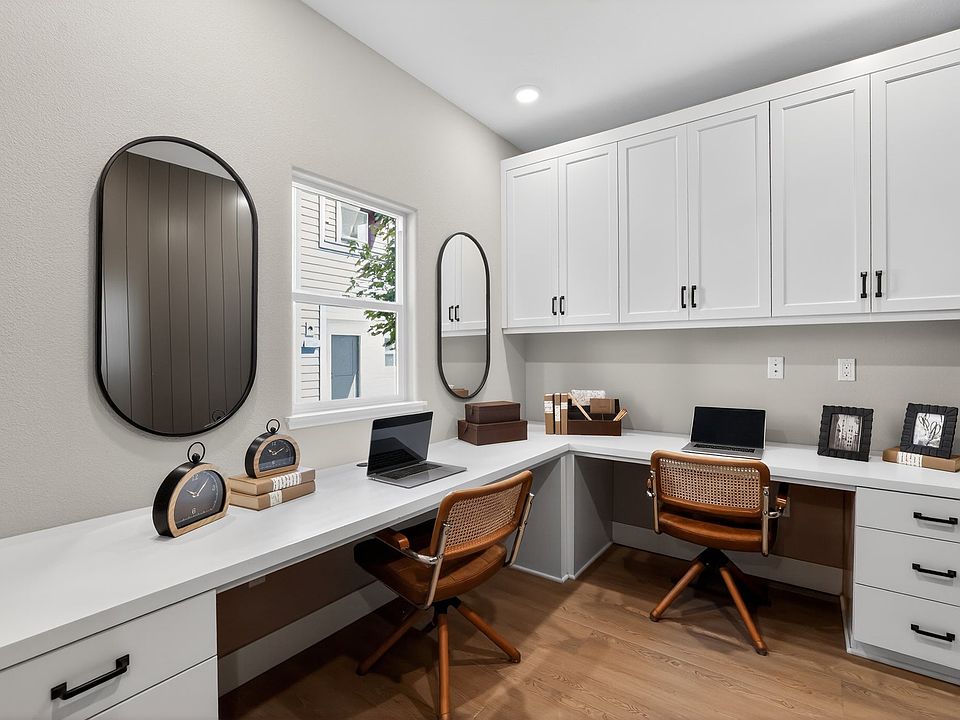 Row Townhomes Residence 5 Home Office