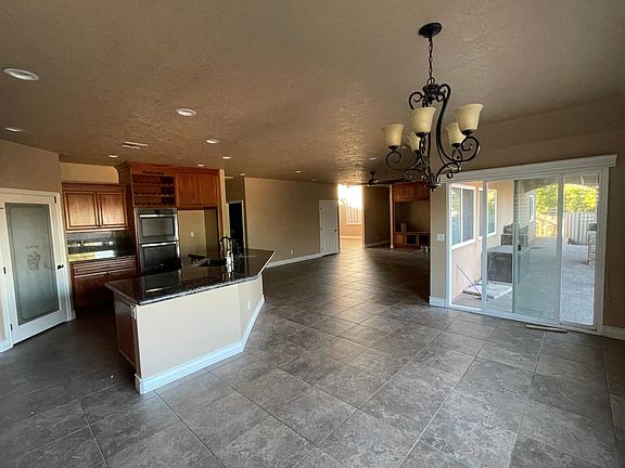 4th image of 13445 Alta Vista Dr