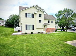 9002 Merrimac Ln N, Maple Grove, MN 55311