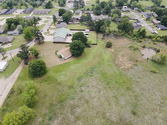 5th image of 4065 Pine Mill Rd