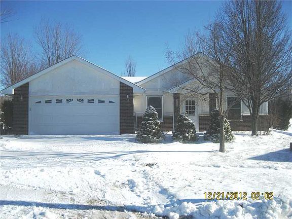 2nd image of 520 Tulip Ct