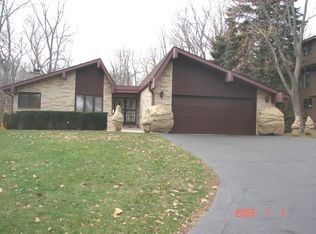 540 Ravine Dr, Winthrop Harbor, IL 60096