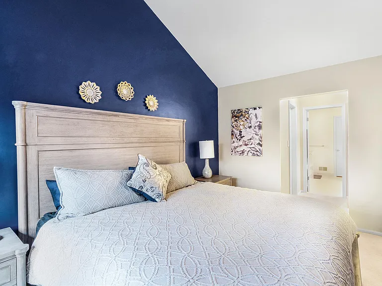 2802 Johnson Cir — Photo 15