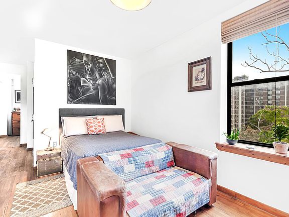 2nd image of 80 Saint Nicholas Ave #4E