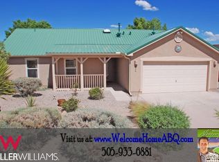 824 9th St NE, Rio Rancho, NM 87124
