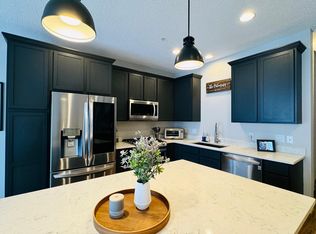 4625 Victor Path UNIT 3, Hugo, MN 55038