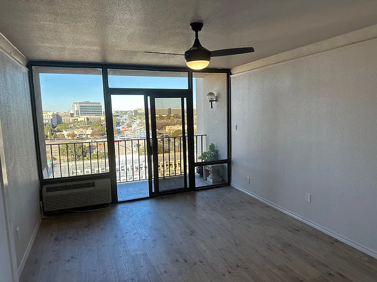 Living Area w/All new Flooring