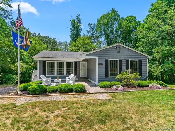 227 Pendleton Hill Road, North Stonington, CT 06359