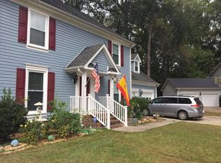 204 Renton Ct, Fayetteville, NC 28311