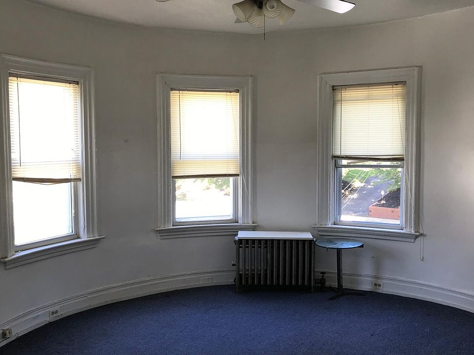 2nd image of 143 Claremont Ave Floor 2