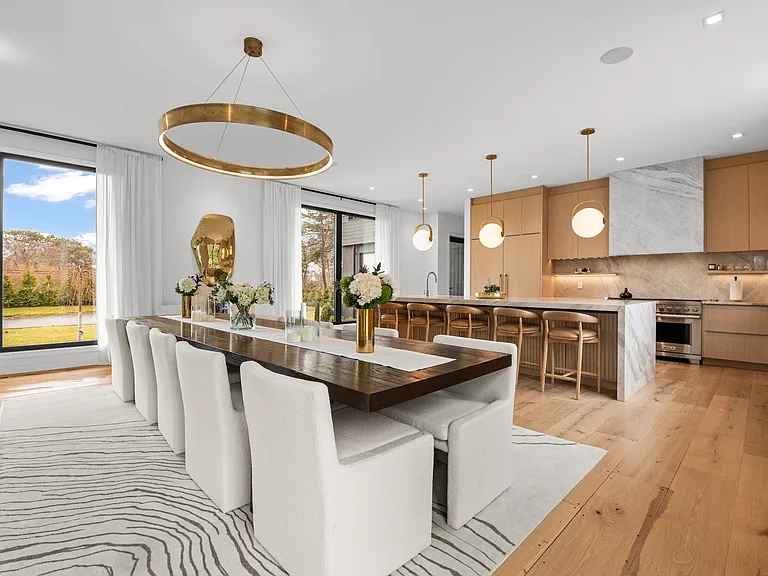 307 Montauk Hwy — Photo 12