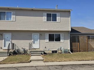 28169 Raleigh Crescent Dr, Chesterfield, MI 48051