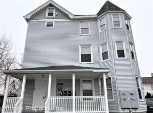 216 Pine St APT 3, Springfield, MA 01105