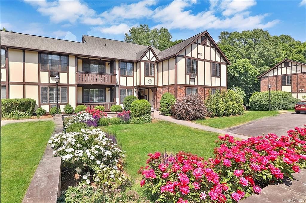 56 Foxwood Drive UNIT 8, Pleasantville, NY 10570 Zillow