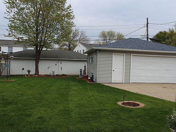 4th image of 514 Twin Branch Dr