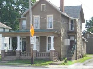 221 Mount Vernon Rd, Newark, OH 43055