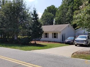 144 Lightwood Knot Rd, Greer, SC 29651