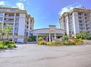 11121 Yonge St UNIT 104, Richmond Hill, ON L4C 0S7