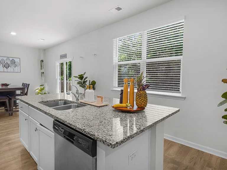6 Coby Ln — Photo 21