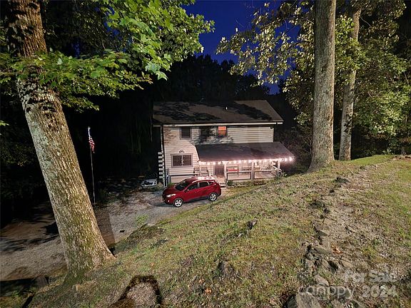 5th image of 61 Pioneer Ln