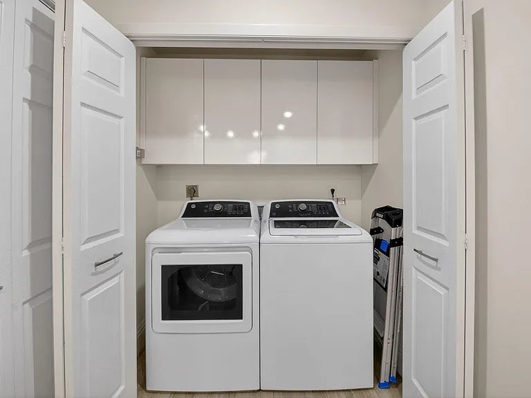 7484 La Paz Blvd #103 — Photo 32