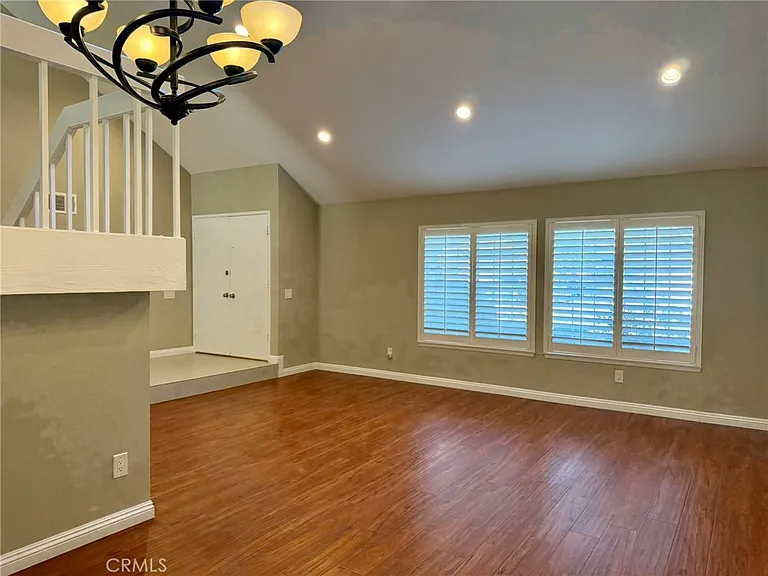 17313 Vickie Ave — Photo 7