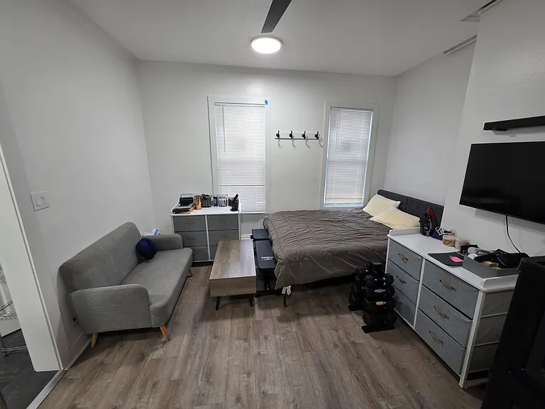 64 Cottage St #2 — Photo 10