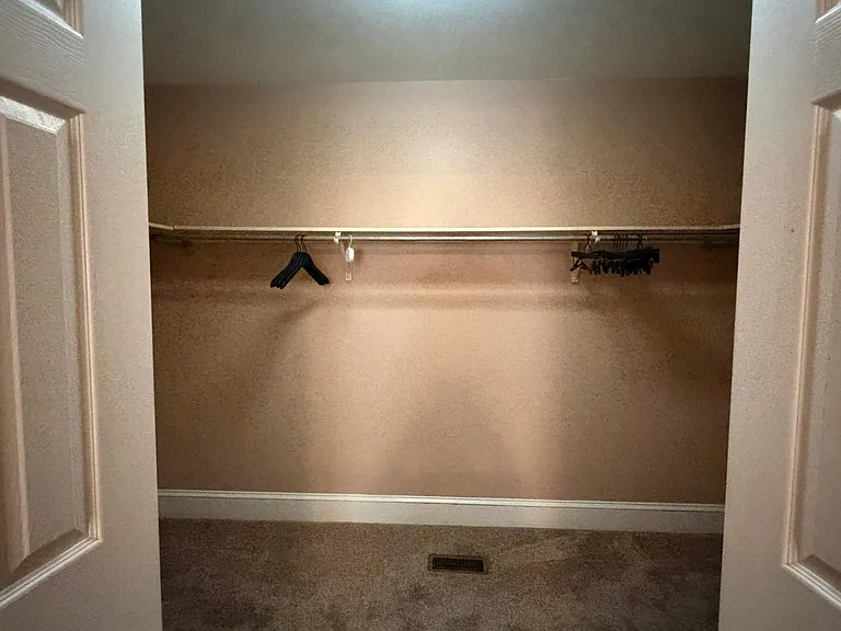 5600 Carmel Rd — Photo 36