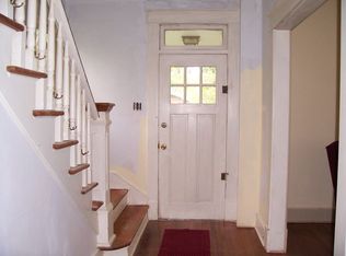 42 Ridgeway Ave, Eureka Springs, AR 72632