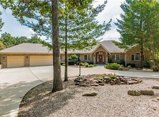 Allison Ln, Bella vista, AR 72715