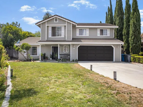 1911 Glarner St, Hollister, CA 95023