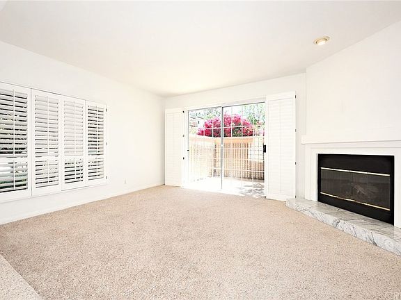 4th image of 5715 Etiwanda Ave Unit 101