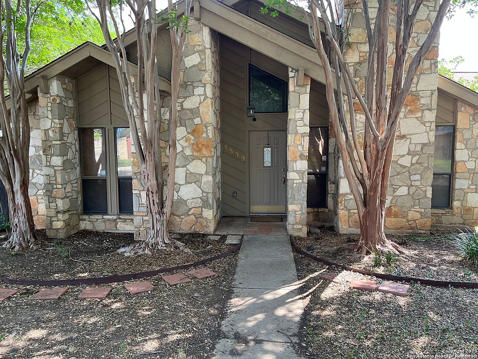 1st image of 1539 VISTA AZUL