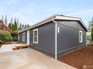 2350 Douglas Rd TRAILER 39, Ferndale, WA 98248
