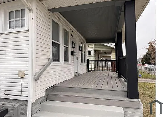 1093 E 17th Ave — Photo 2