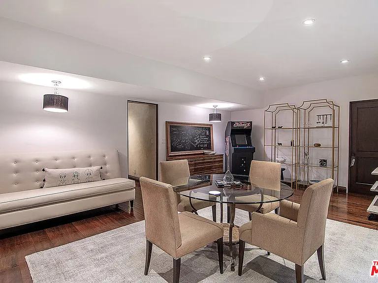 1221 Minorca Dr — Photo 34
