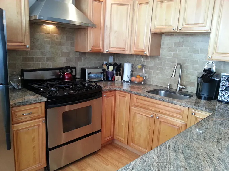 25 Aldrich St — Photo 3