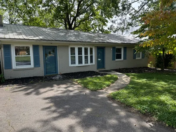 13 Oak Leaf Ln, Arden, NC 28704